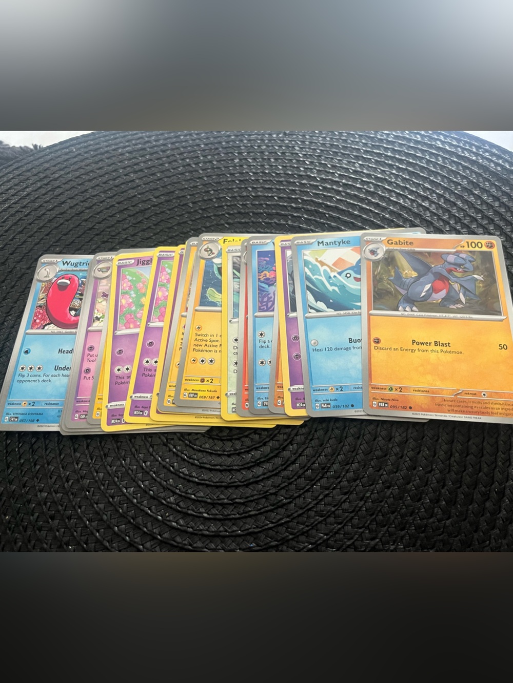 Pokémon 2025 cards collection lot of 22